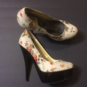 Floral print heels
